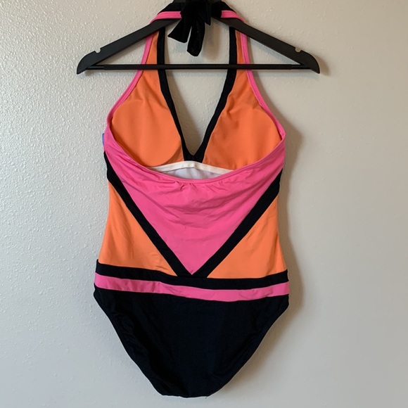 Kenneth Cole Swimsuit - Picture 8 of 13